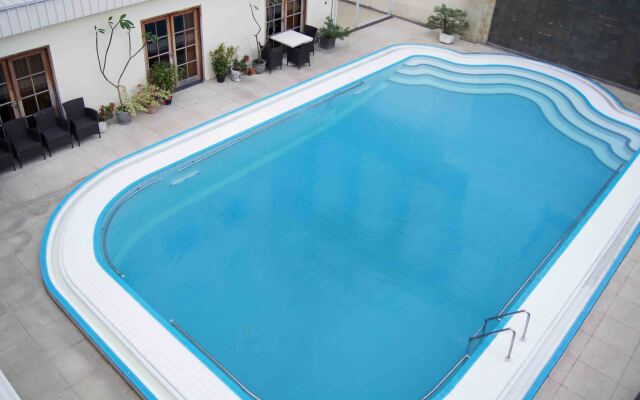 Grand Hotel Surabaya