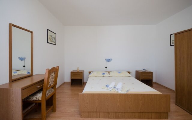 Apartment Bigterrace