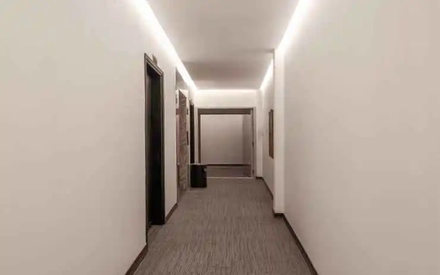 Kly Luxury Hotel