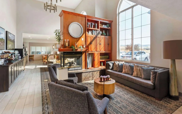 Best Western Holiday Hills