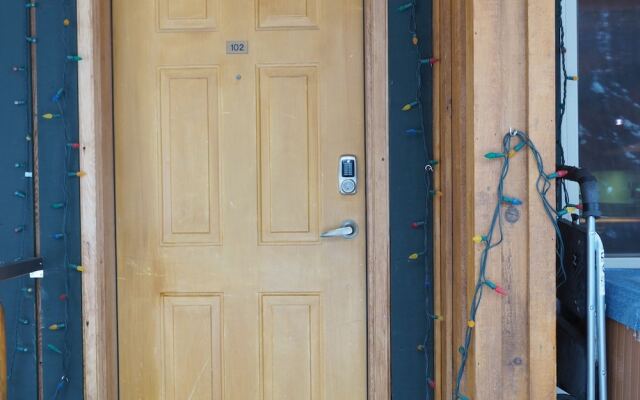 Silver Bullet 102 1 Bedroom Condo