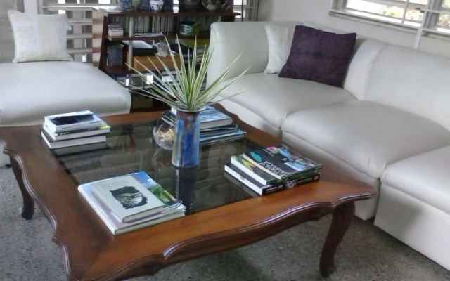 Neita's Nest - Jamaican Bed & Breakfast