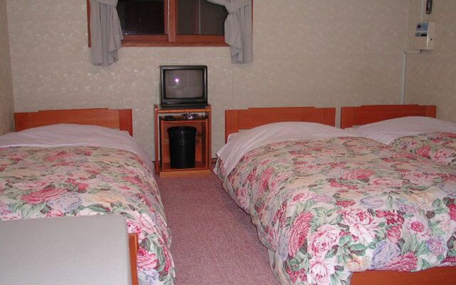 Kawaguchiko Pension Woodstock