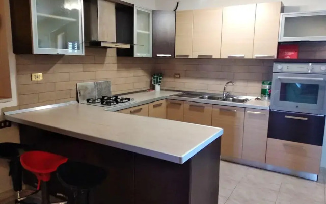 Apartment With 2 Bedrooms In Lettomanoppello With Wonderful City View 12 Km From The Slopes