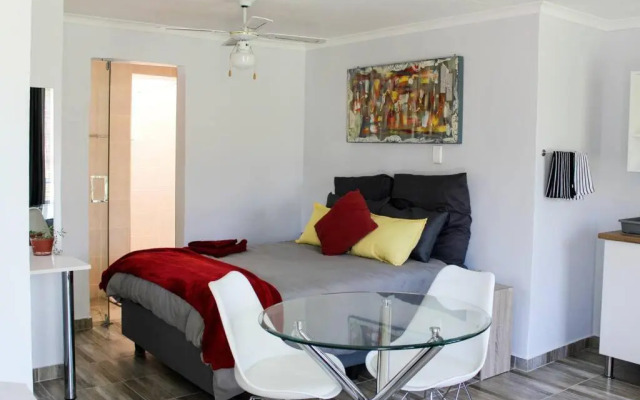 4 on Verbena (Adults Only)