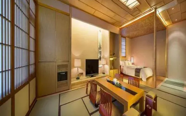 Yushe Heting Wenquan Resort Hotel