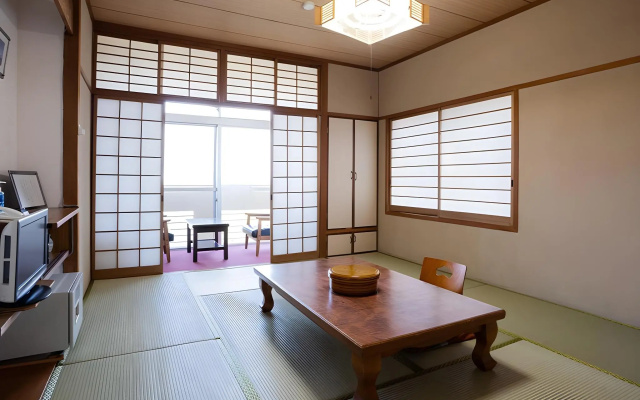 Hotel Yakushima Sanso – Guest Rooms – Yakushima