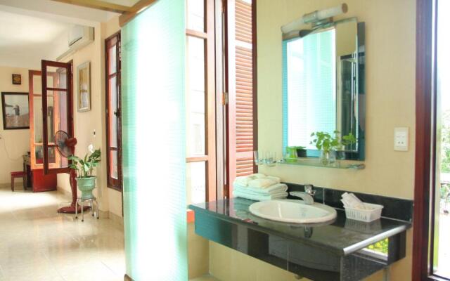 Ha Long Lily Homestay