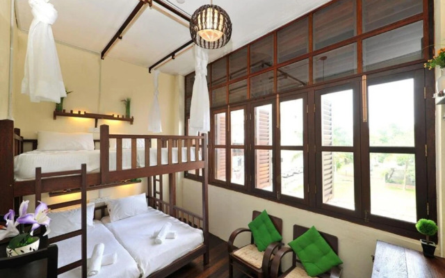 Silver Shine Guesthouse