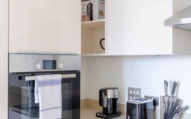 Radiant 1BD Retreat, North Maida Vale!