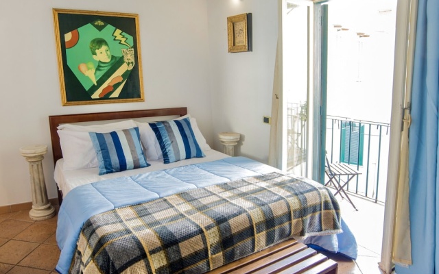 Trevi Fountain Apartment