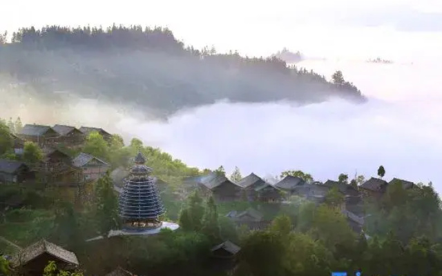 Guiyin Shanju Homestay (Zhaoxing Dong Village Scenic Area)