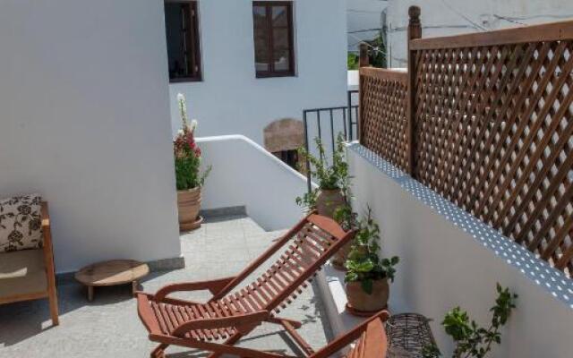 Elegant-Lindian Villa Marietta