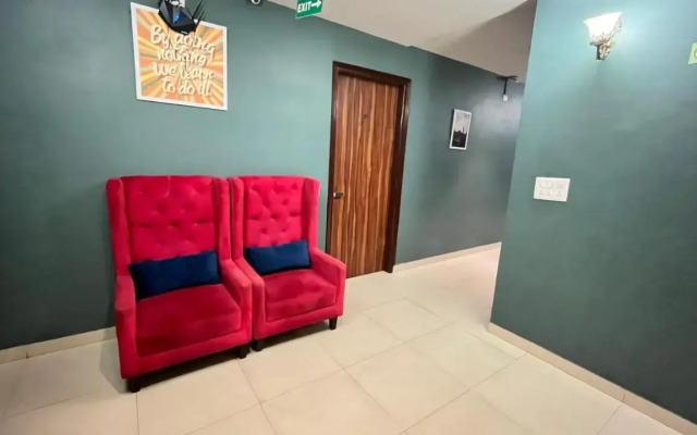 Qotel Hotel Church House Rohini Sector 15