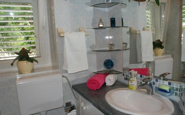 Apartment Central City