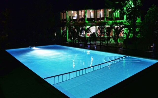 Sunrise Valley Resort