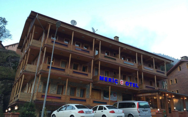 Meric Hotel