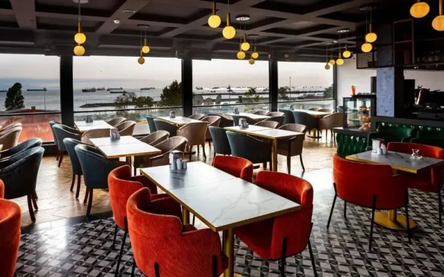 Costera Hotel