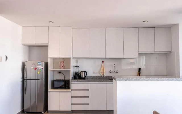 El Triunfo Apartments