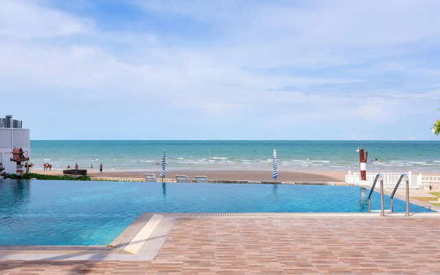 Baan Poolom Beachfront Condominium