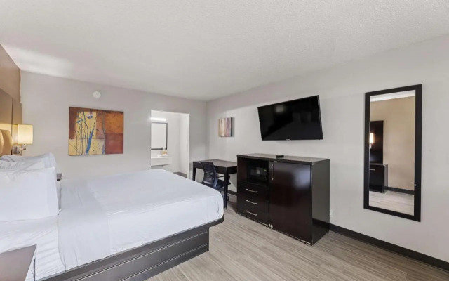 Best Western Mid-Cities Inn