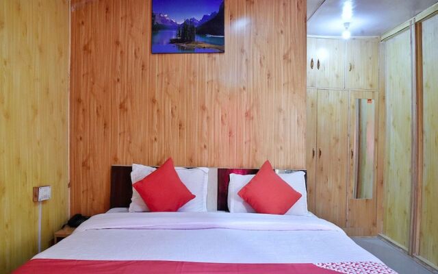 OYO 10633 The Shivalaya Retreat With In
