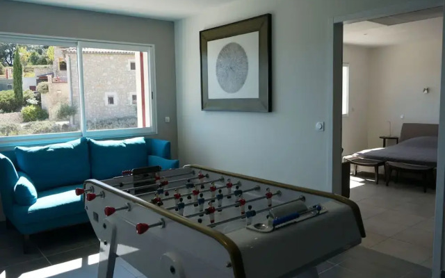 Magnificent Villa in Saint-ambroix With Private Pool