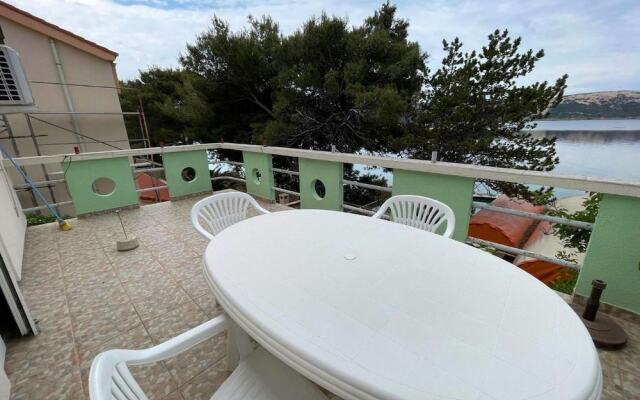 Red Apartment for 05