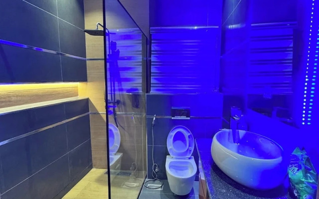 Aeronat Luxury Apartment