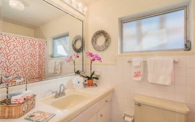 Bayside 294 - Three Bedroom Condo