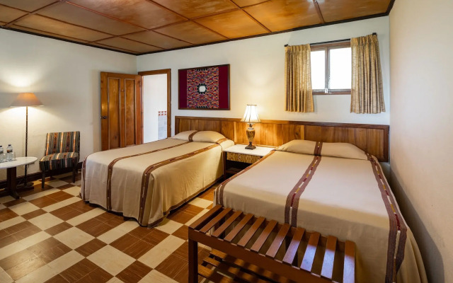 Regis Hotel & Spa