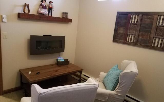 James Mulvey Carriage House Inn