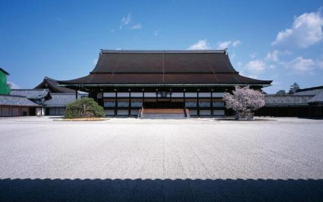 The Hotel Kiyomizu Imperial Palace West