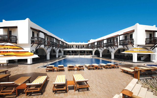 Costa Bitezhan Hotel