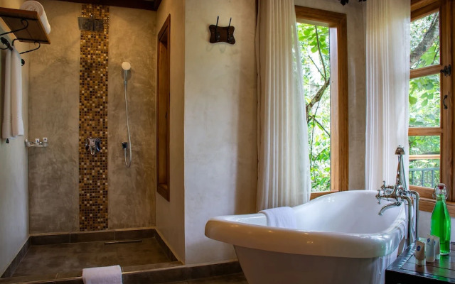 Chimpundu Lodge