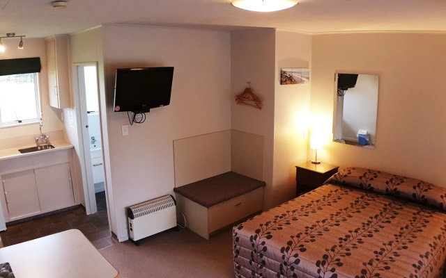 Glacier View Motel – Guest Rooms – Franz Josef