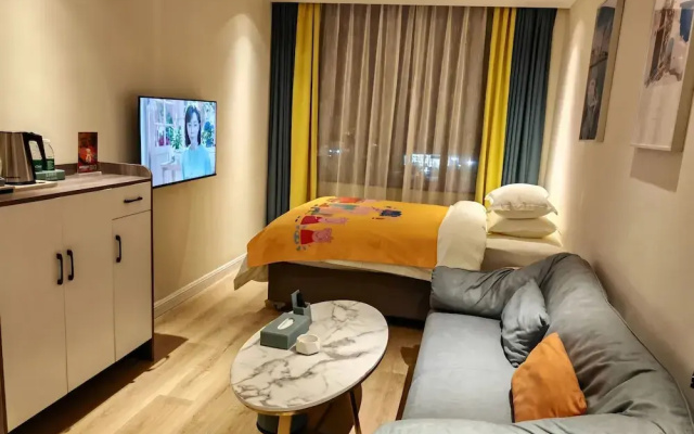 Guilin O-LIVE Social Hotel