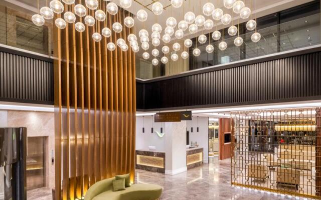 Movenpick Living Istanbul West