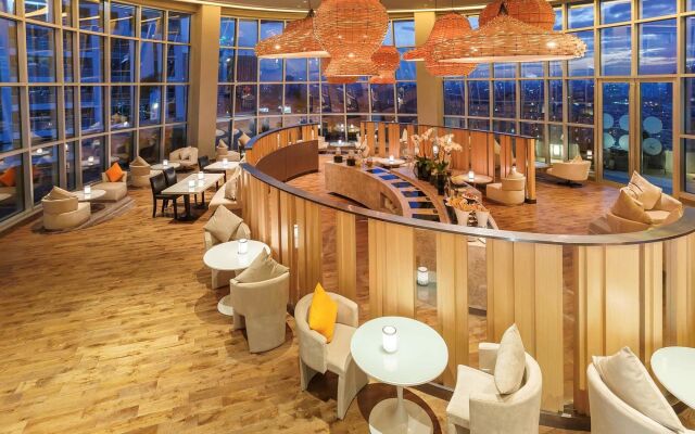 Novotel Manila Araneta City Hotel