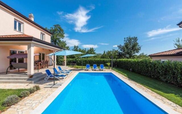 Villa 3M