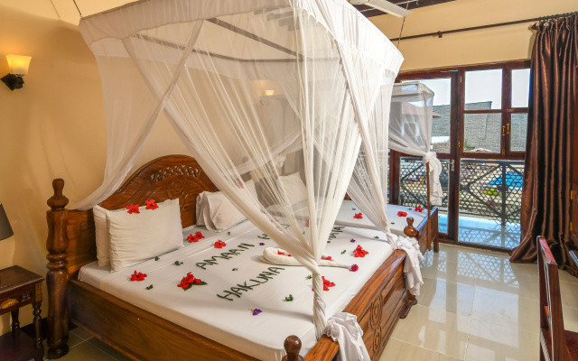 Amaan Beach Bungalows - Image 5