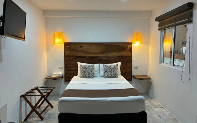 Ixaya Hotel