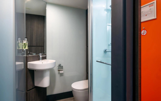 easyHotel Milton Keynes