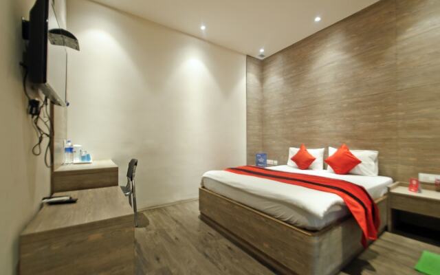OYO 7899 VIP Premium