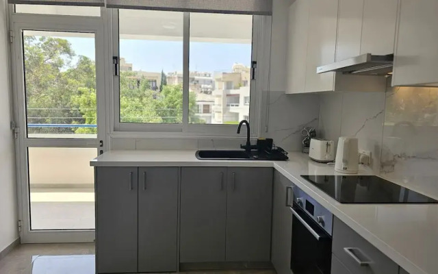 154 LCA - Stay Local Apartment