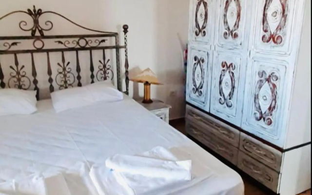 Marina Dinevi Complex Monastery 1 Saint Vlas