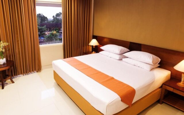 Wonua Monapa Hotel Resort