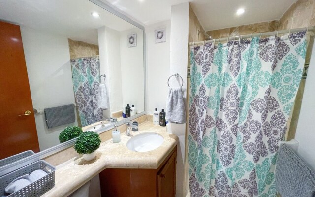 Simply Comfort Gorgeous 2BdApt PCDCenter