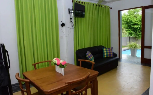 Villa Blue Water Hikkaduwa