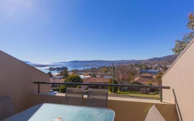 Cascades 13/3 Kurrajong Street